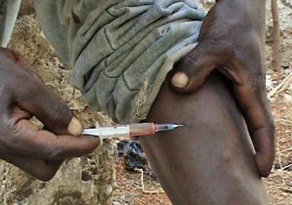 Seringues distribuées aux usagers injecteurs de drogues au Kenya 