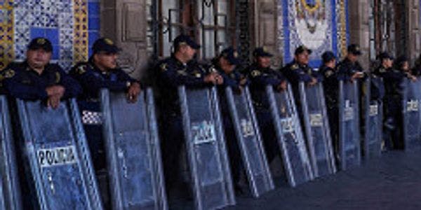 Nouveau record du taux d'homicides au Mexique, alors que la guerre contre la drogue s'éternise