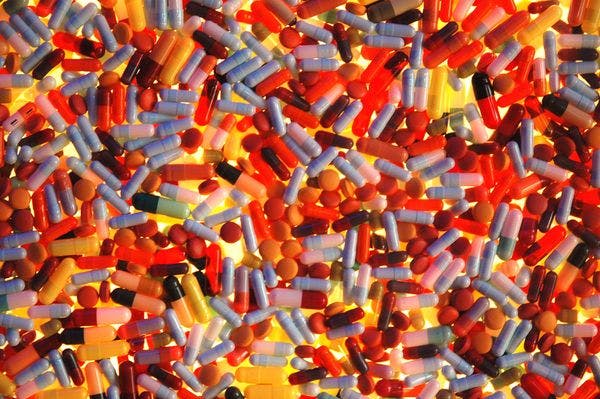 Review by researcher calls for pill testing to be part of Australia's drug strategy